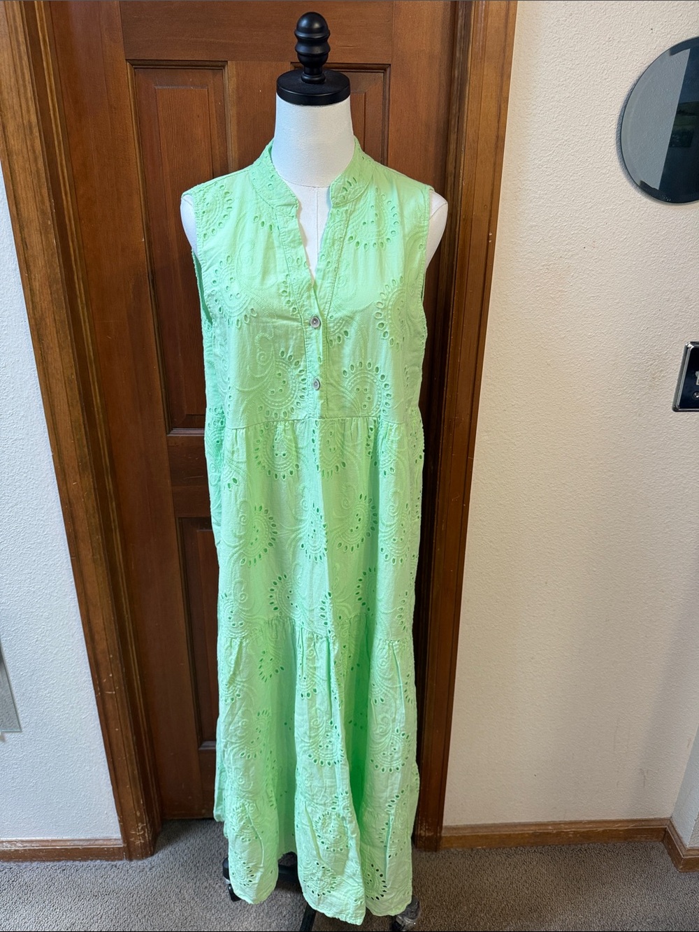 Luisa Perla Sleeveless Eyelet Maxi Dress in Bright Mint Green Size XL